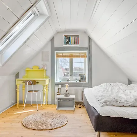 4 Bedroom Cozy In * Svaneke
