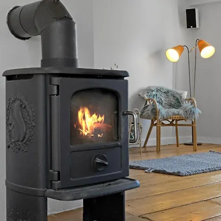 4 Bedroom Cozy In Prázdninový dům
