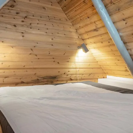 Prázdninový dům 4 Bedroom Cozy In