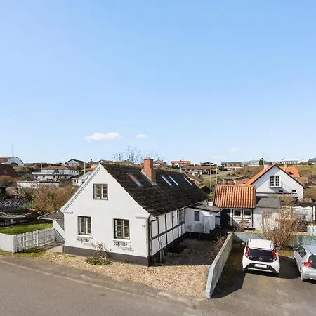 4 Bedroom Cozy In * Svaneke