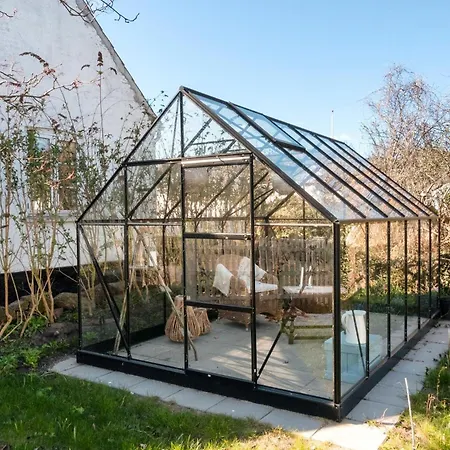 4 Bedroom Cozy In * Svaneke